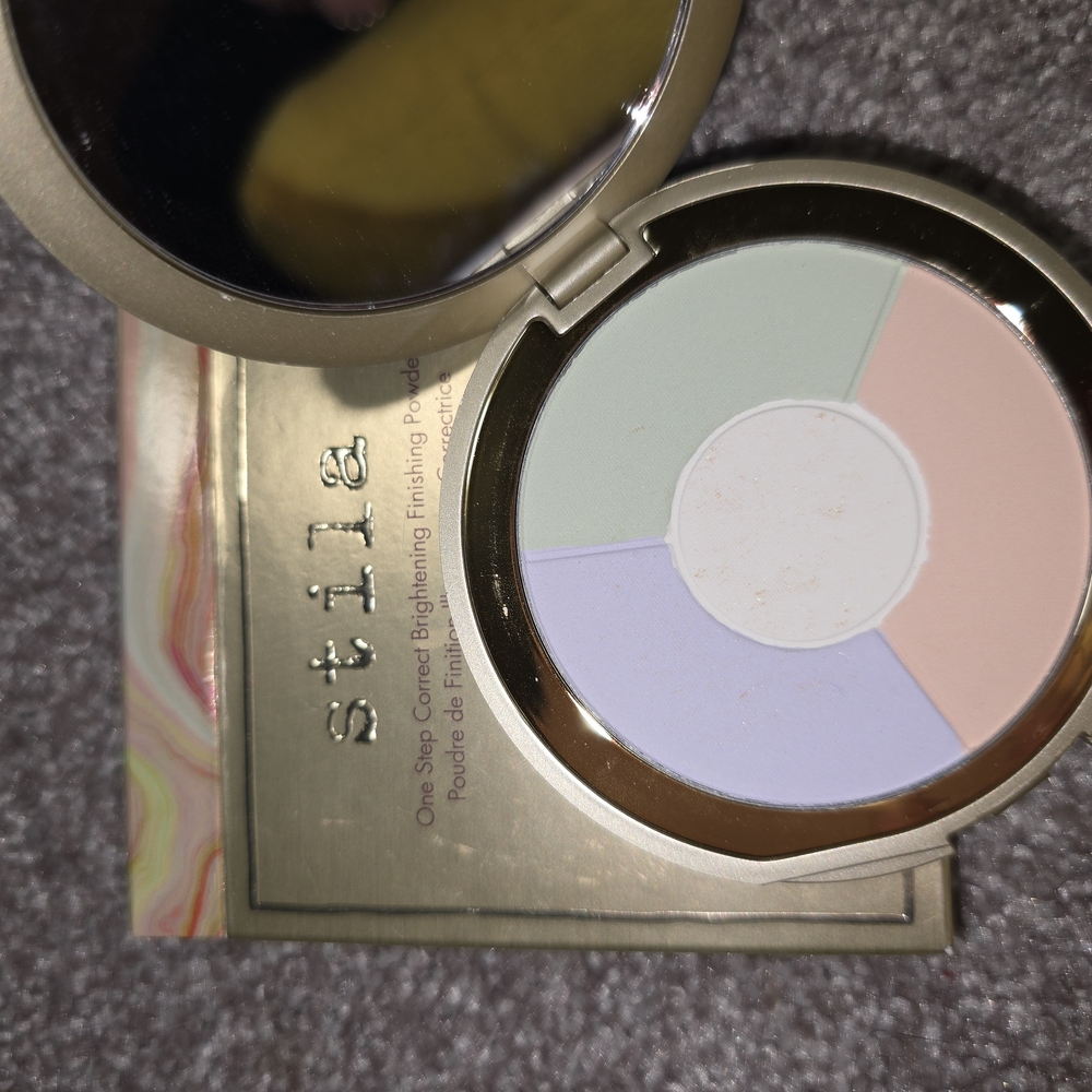 Stila Green and Purple Setting Powder Spray